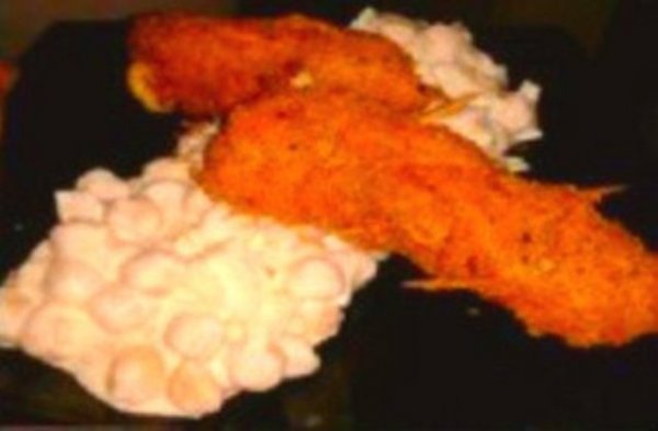 sajttal-töltött-csirkemell-majonézes-csicseriborsó-salátával