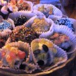 Színes süteményes golyócskák