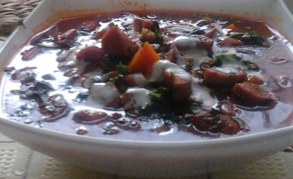 tárkonyos-parmezán sajtos lencseleves..