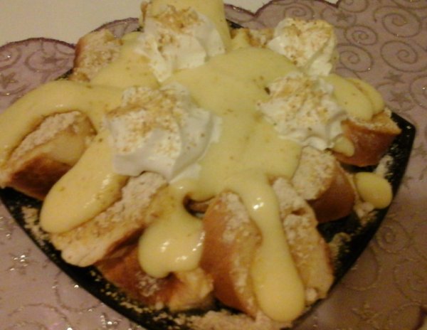 Diós - dejó-s guba vanilia pudinggal és tejszinhabbal