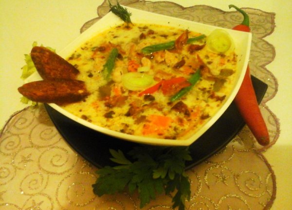 erdélyi húsos csorba leves