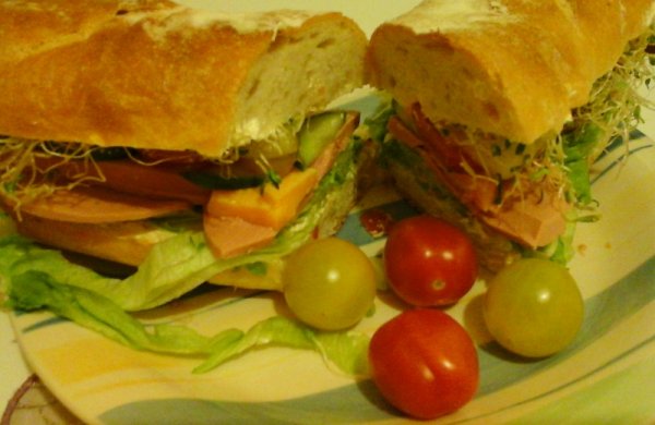 pulykás-zöldséges baguette