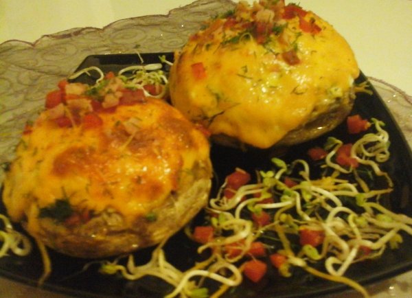 fokhagymás-kapros-túróval-krémsajttal töltött gomba