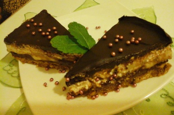 csokoládés-banános-túrós torta sütés nélkül