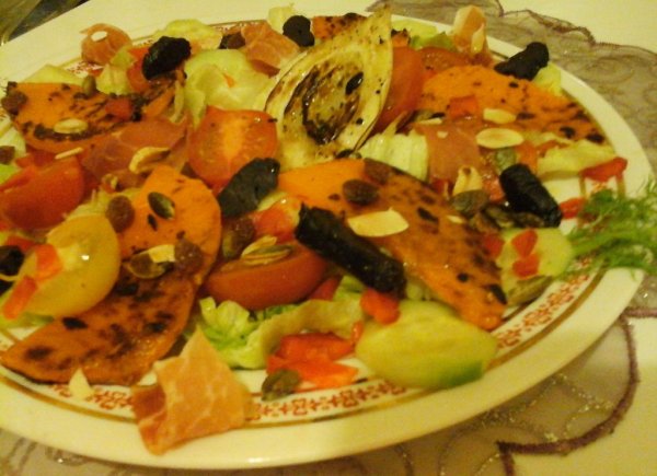 piritott sütötök& édeskömény - pármai sonka salátával