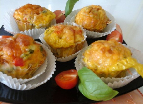 zöldséges-tojásos sonkás-muffin