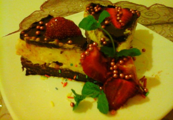 Epres-vaníliás mascarpone csokoládés torta2