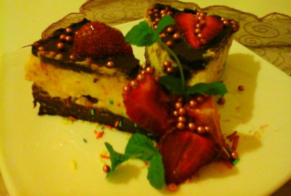 Epres-vaníliás mascarpone csokoládés torta4