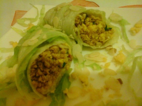 Fűszeres csirkés-tojásos burrito salátával5