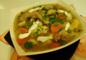 Tavaszi borsó leves vajgaluskával