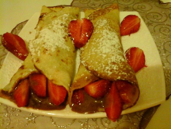 csokoládés- mentás-epres palacsinta2