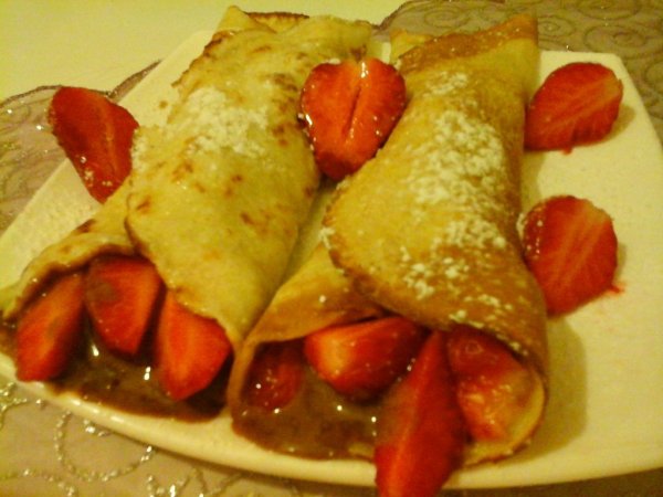 csokoládés- mentás-epres palacsinta5