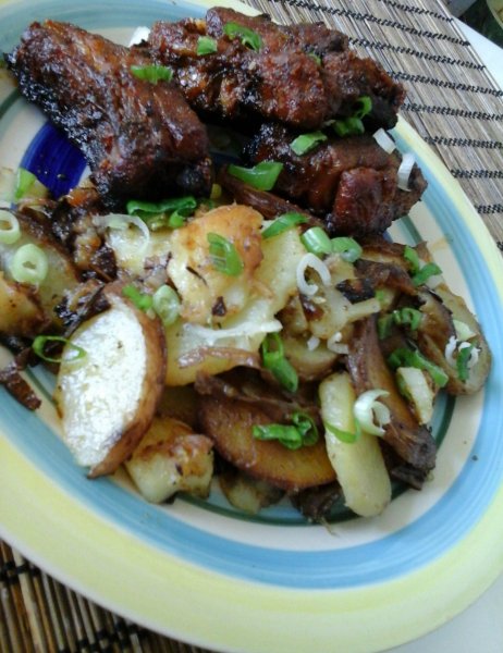 Ragadós BBQ sült oldalas – fűszeres krumplival-Amerikai káposztasaláta - Coleslaw5