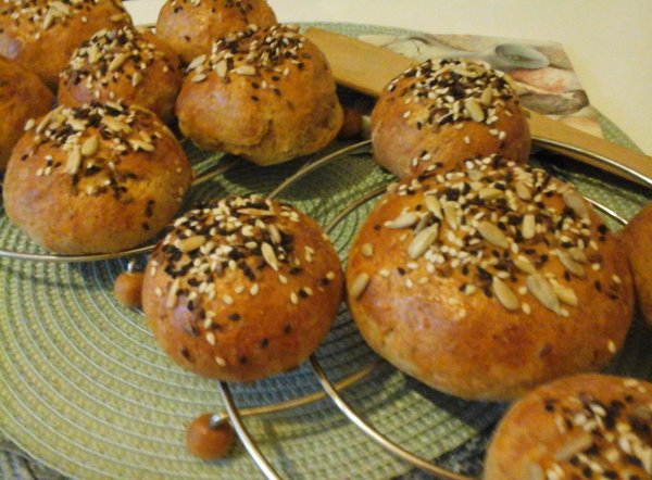 Klarissza teljeskiörlésű hamburger zsömle buci