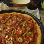 Mexikói taco húsos dupla sajtos teljeskiörlésű pizza előkészület húsos tovább feltét4