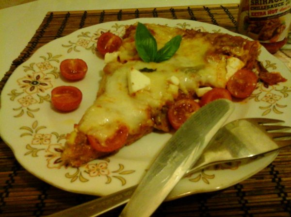 Mexikói taco húsos dupla sajtos teljeskiörlésű pizza10