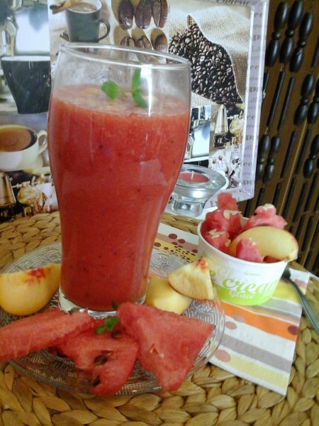 görögdinnye-nektarin frissítő turmix22