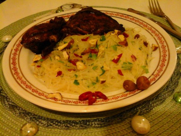 karamellizált csirke  fűszeres rizstésztával15