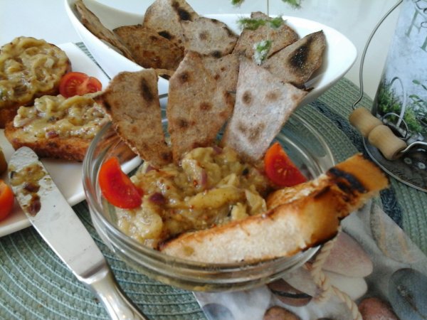 pikáns padlizsánkrém teljeskiörlésű tortilla chipessel - pirítóssal11