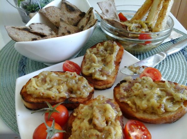 pikáns padlizsánkrém teljeskiörlésű tortilla chipessel - pirítóssal4