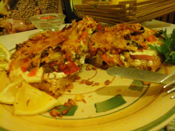 sajtos-mexikói zöldséges pizza kenyér7