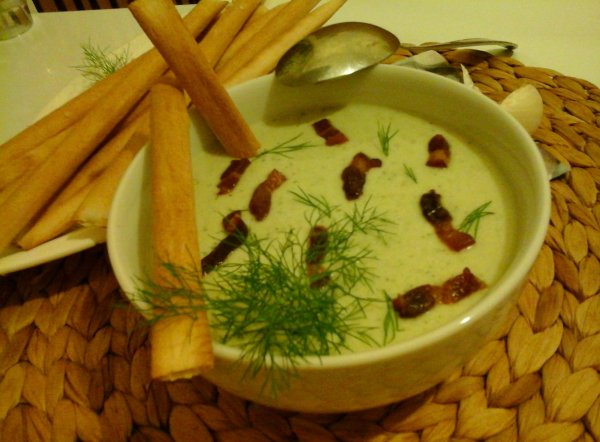 Joghurtos-avokádós-kapros uborkaleves grassinivel3