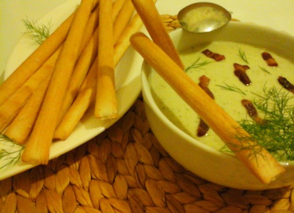 Joghurtos-avokádós-kapros uborkaleves grassinivel5