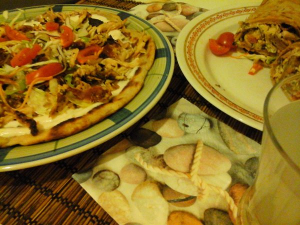 Rozmaringos pikáns sült csirkével töltött-tökmagos wellness lepénykenyér2