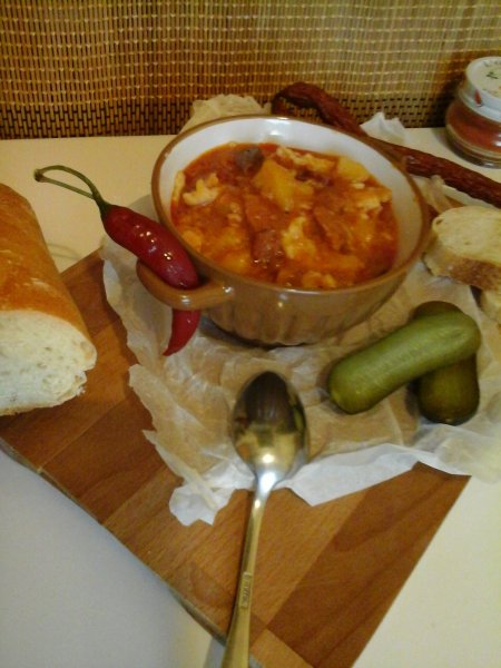 Fűszeres-kolbászos paprikás krumpli gazdagon16