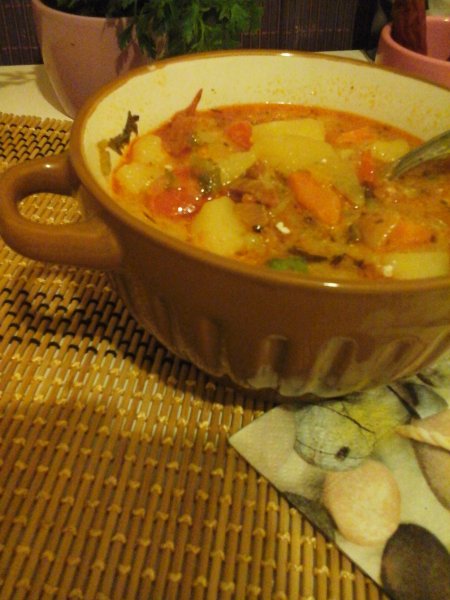 Mediterrán pikáns burgonyaleves8