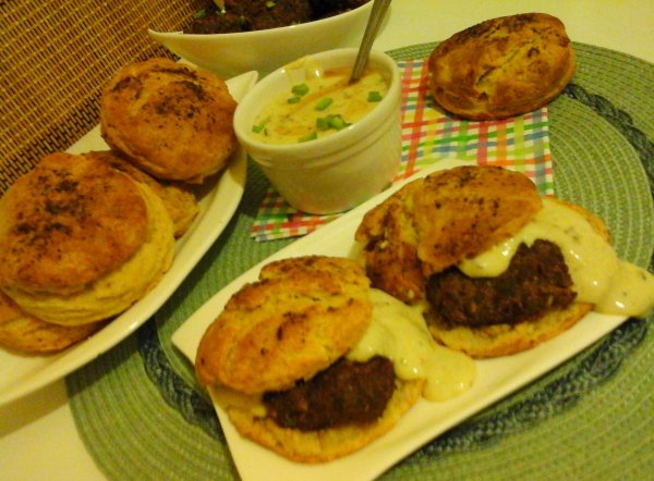 Ropogós kefires pogácsa-húspogácsával és marokkói pecsenye mártással1