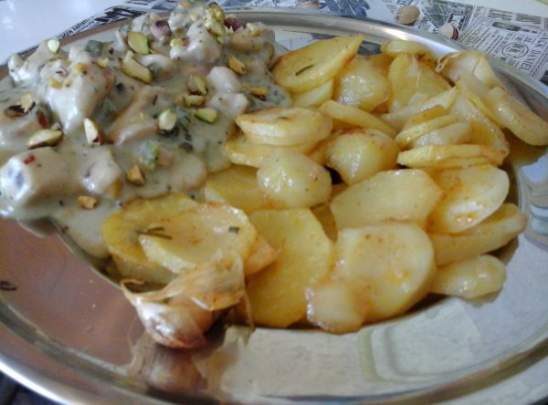 gorgonzola kéksajtos tejszínes csirkemell mediterrán sült krumplival6
