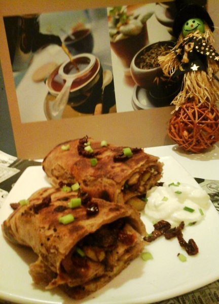 Fűszeres húsos panini sült burgonyával-görög joghurttal8