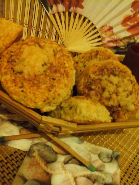 Ropogós Parmezán sajtos pogácsa2