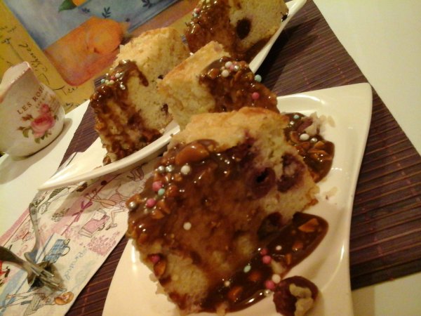 Vaníliás-meggyes rizstorta-mogyorós snickerssel34