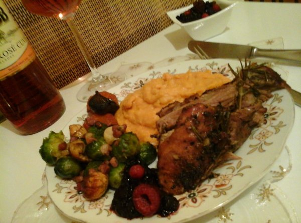 Sült pulykacomb-burgonyapürével-Gesztenyéskelbimbóval-gyümölcsszósszal2