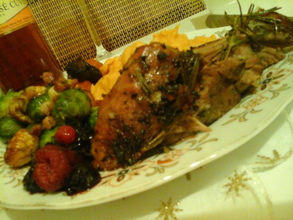 Sült pulykacomb-burgonyapürével-Gesztenyéskelbimbóval-gyümölcsszósszal3