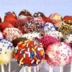 színes-süteményes-golyócskák-cupcake