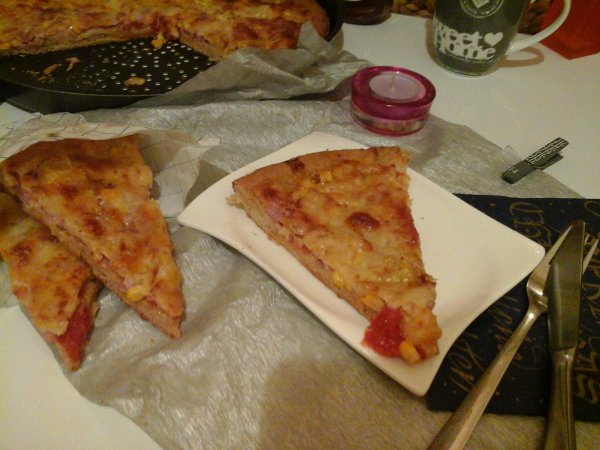 Hawaii wellness pizza-Fekete erdei sonkával és tripla sajttal6