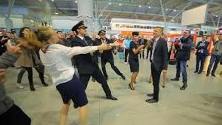 Egy apró meglepetés is elég ami mosolyt csal és bearanyozza az egész napunkat