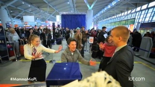 Egy apró meglepetés is elég ami mosolyt csal és bearanyozza az egész napunkat1